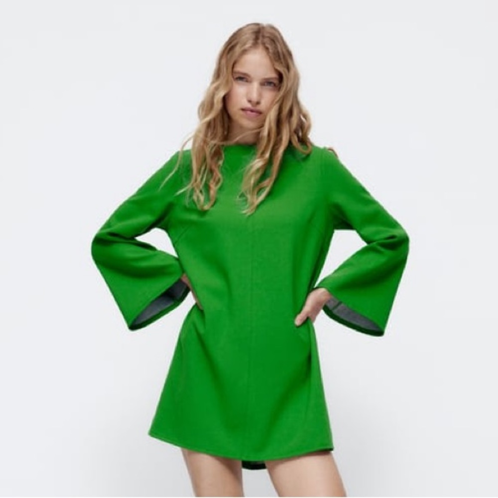 bell sleeve short dress